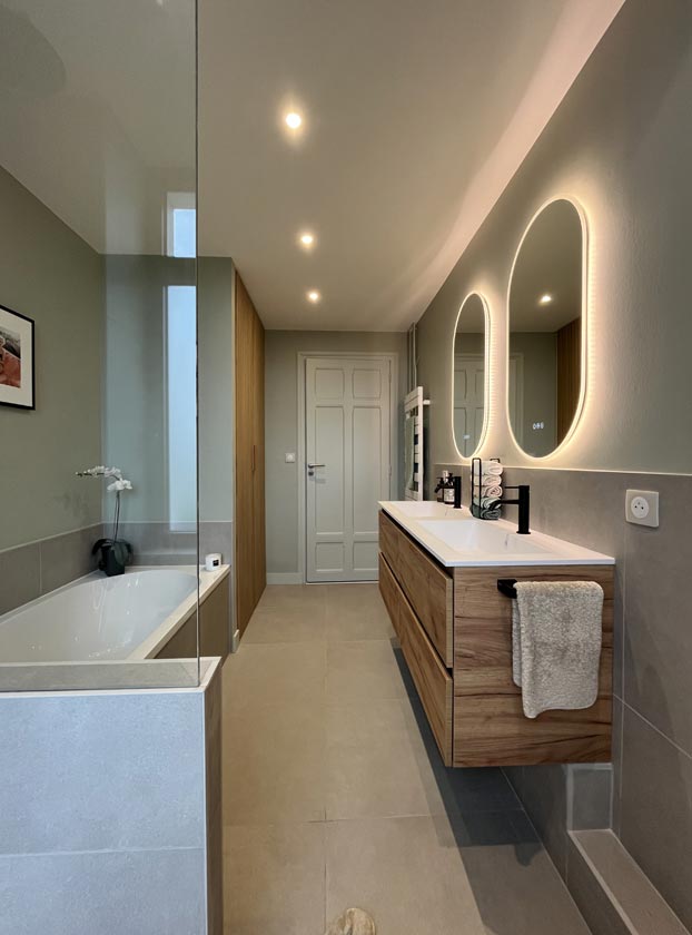Showroom d'aqua détente créateur de salle de bain sur-mesure sur Rennes